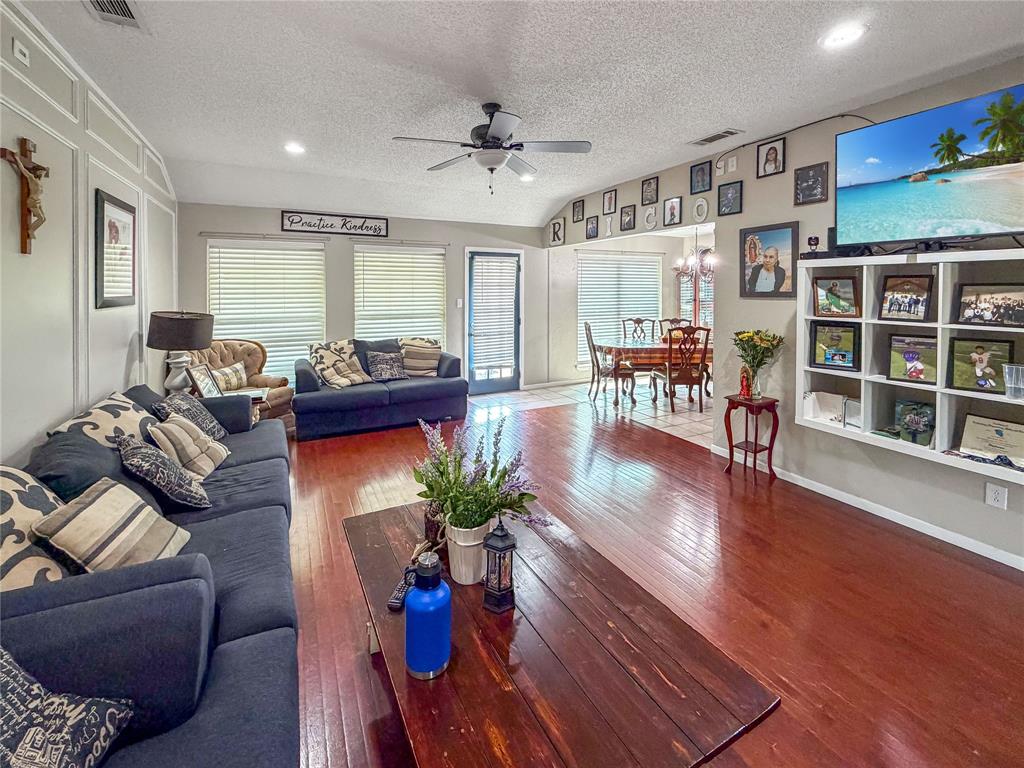 Hunters Creek Add - Residential