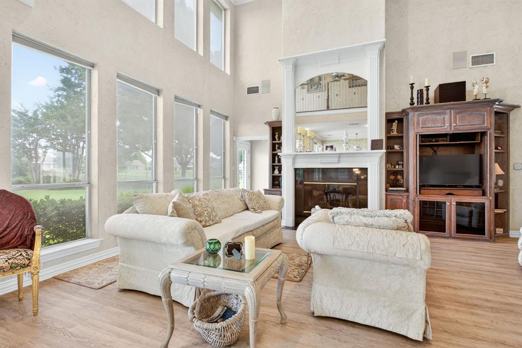 Thomas Crossing - Residential