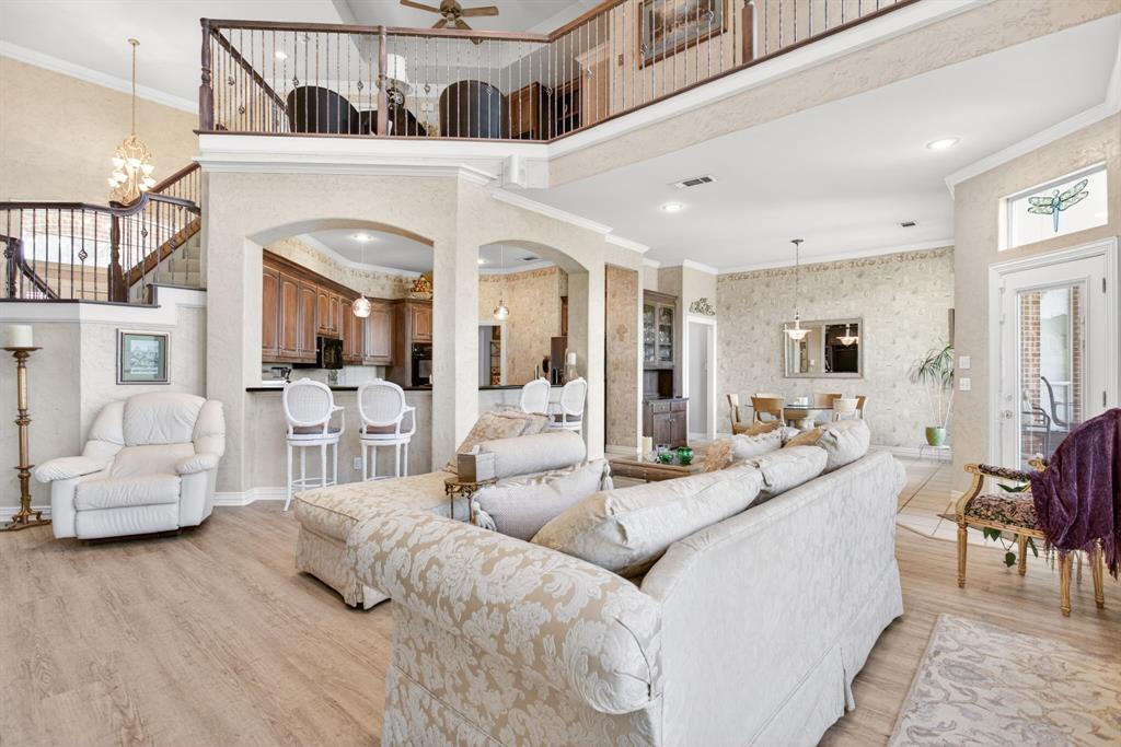Thomas Crossing - Residential