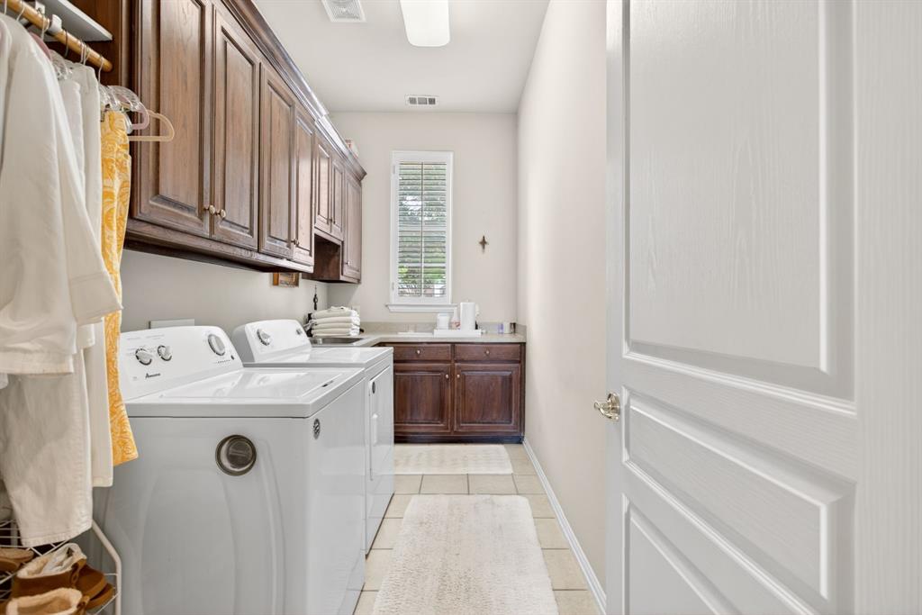 Thomas Crossing - Residential