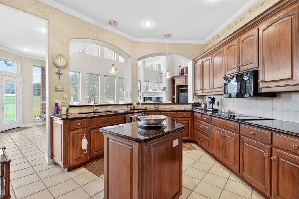 Thomas Crossing - Residential