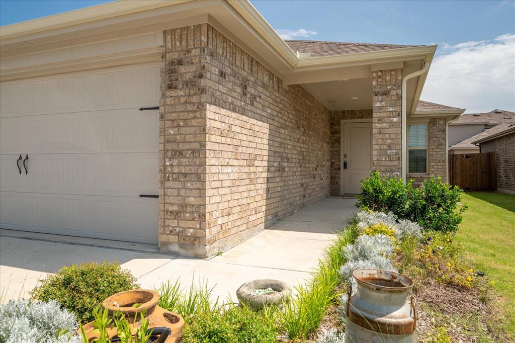 Beautifully landscaped and full of upgrades, this move-in ready home offers 3 bedrooms, 2 bathrooms, and stylish finishes throughout. Inside, you’ll find stainless steel appliances, premium cabinetry, luxury contrasting flooring, and a spacious primary suite with a huge walk-in closet. The upgraded epoxy garage floors add both function and style. Located in one of the best cities in Texas, this home also gives you access to fantastic community amenities including a pool, splash pad, park, and fishing pond—all just a 4-minute drive from J&R Roderick Elementary.