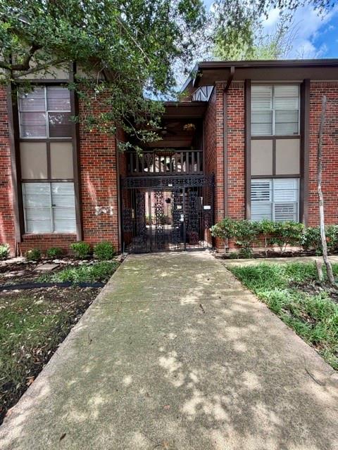 Carondelet Condo - Residential