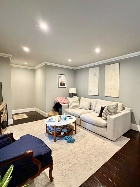 Carondelet Condo - Residential
