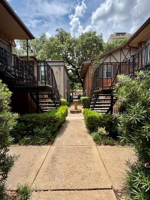 Carondelet Condo - Residential