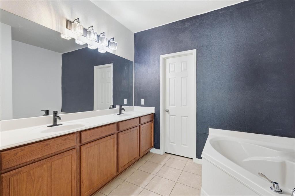 Oak Hollow Estates Ph 4 - Residential