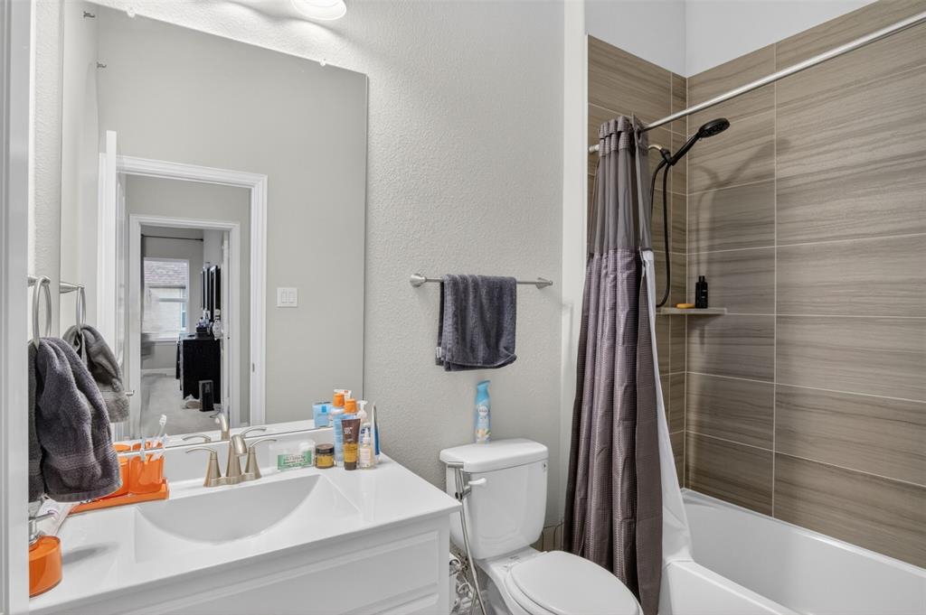 Richwoods Ph Eleven C - Residential