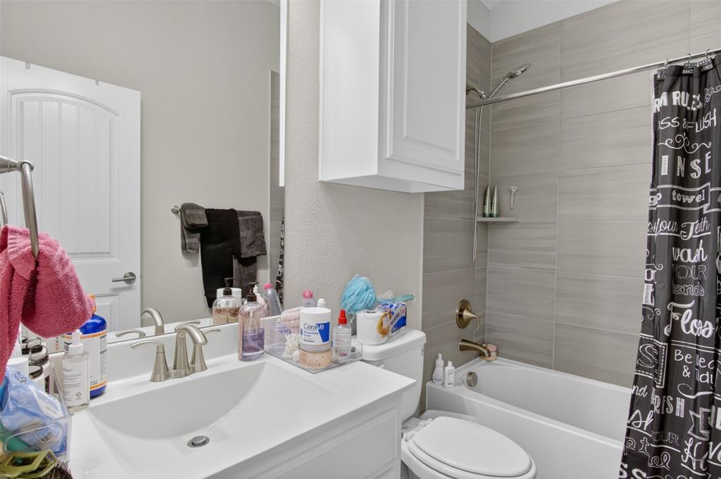 Richwoods Ph Eleven C - Residential