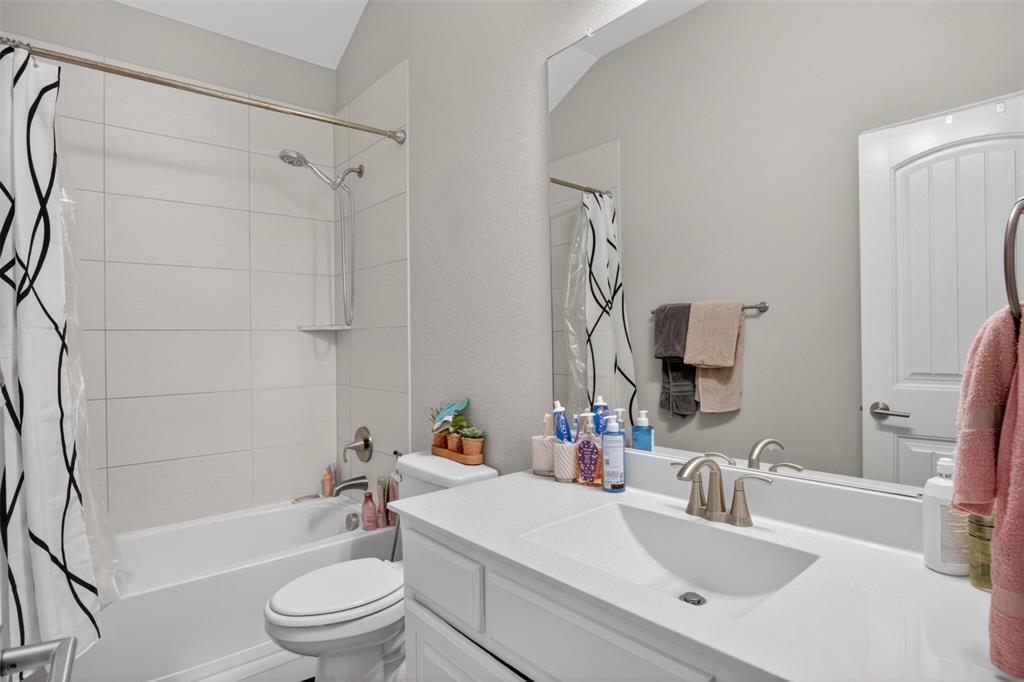 Richwoods Ph Eleven C - Residential