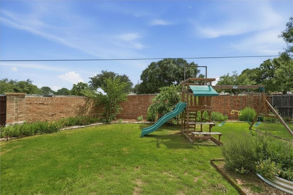 Villages Of Carmel Ph I - Residential