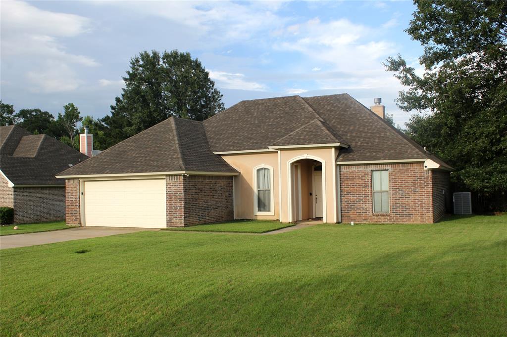 Woolworth Oaks - Residential