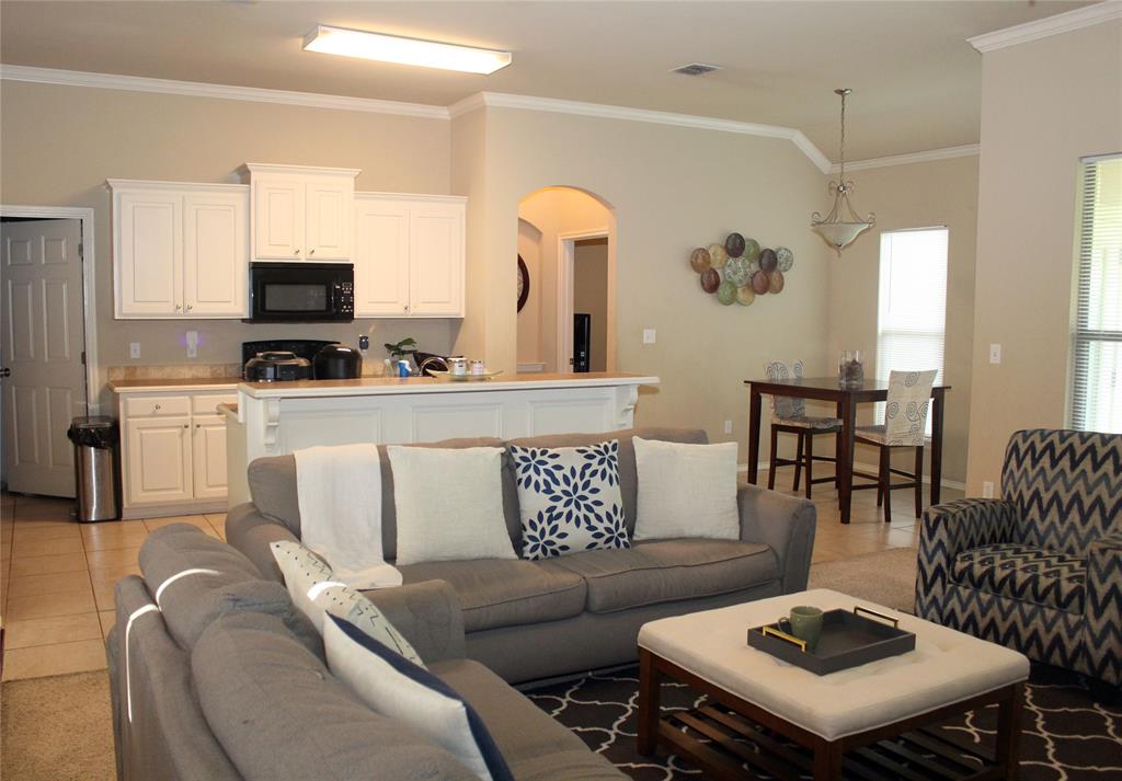 Woolworth Oaks - Residential