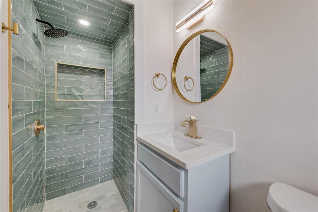 Glen Hills Rev - Residential