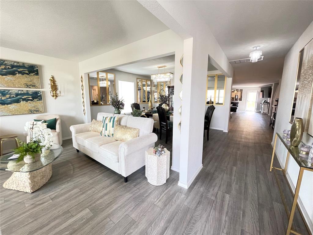 RIVER OAKS AT SAWMILL ROAD - Residential