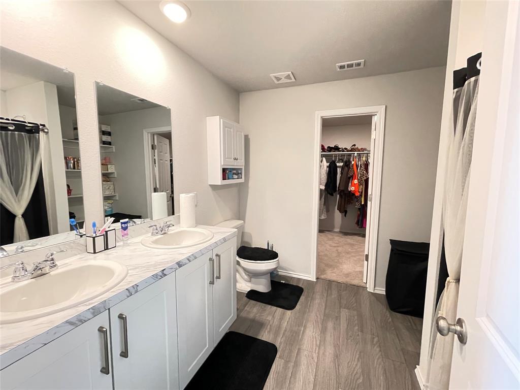 RIVER OAKS AT SAWMILL ROAD - Residential