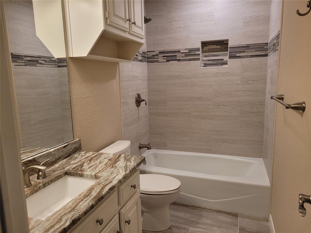 Biltmore Swim & Racquet Club Ph Three - Residential Lease