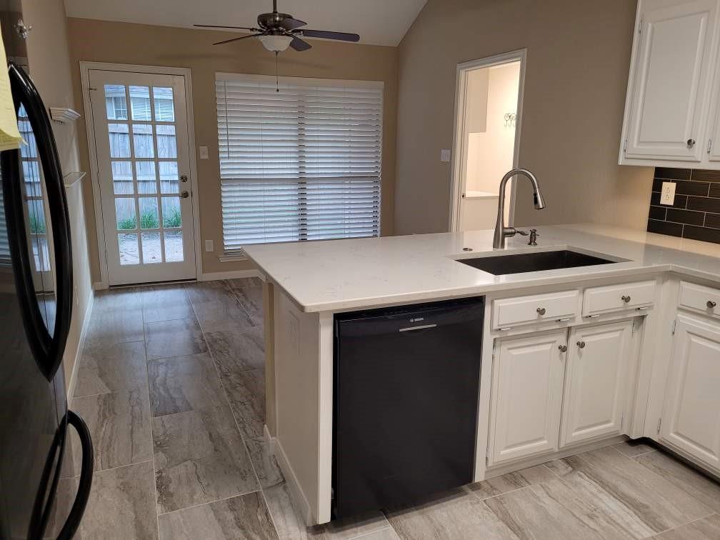 Biltmore Swim & Racquet Club Ph Three - Residential Lease