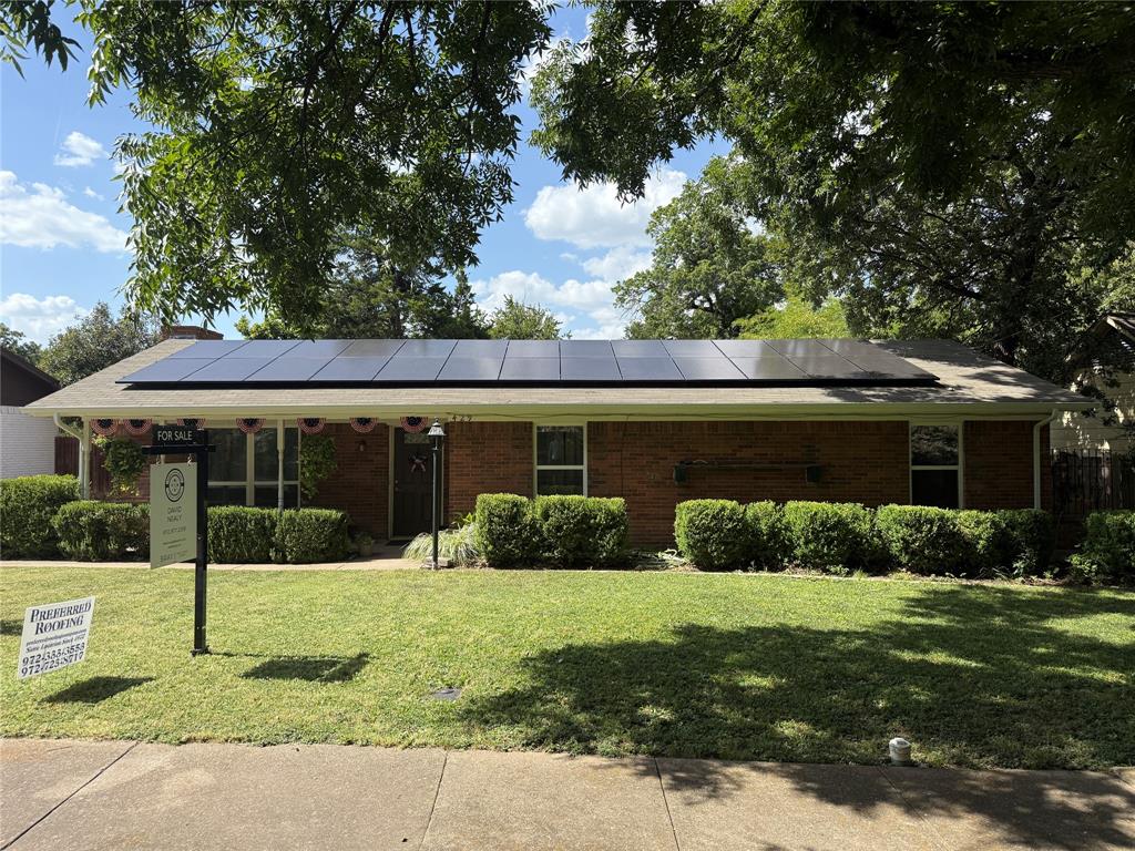 Looking for a home that isn't the typical cookie-cutter design? This one’s for you! Nestled along the scenic Ten Mile Creek in DeSoto, this charming 3-bedroom, 2-bath home offers a unique layout with a view that’s hard to beat. Step inside to find stylish laminate flooring throughout and sleek quartz countertops in the kitchen and bathrooms. A brand-new roof and gutters were just installed, giving you peace of mind from the start. This home does reside in a 100 year floodplain and requires flood insurance.