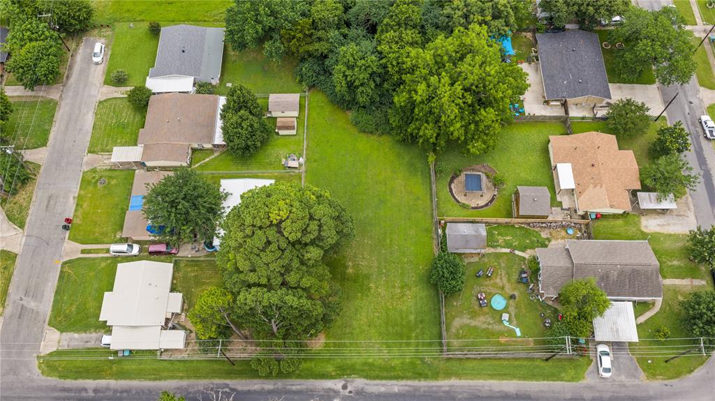 Opportunity awaits with this 0.37-acre lot on W King Street in Sherman, TX. Whether you're looking for a homesite to build your dream home or an investment property with future potential, this lot offers plenty of possibilities. With ample space for new construction, you'll have the flexibility to create a property that fits your needs.

For buyers seeking additional space, this lot can also be purchased together with the nearby home at 605 S Ricketts, creating a unique opportunity for an expanded yard, workshop, garden, recreational area, or future development. Conveniently located near shopping, dining, schools, and major roadways, this property combines accessibility with the freedom to build and customize to your vision.