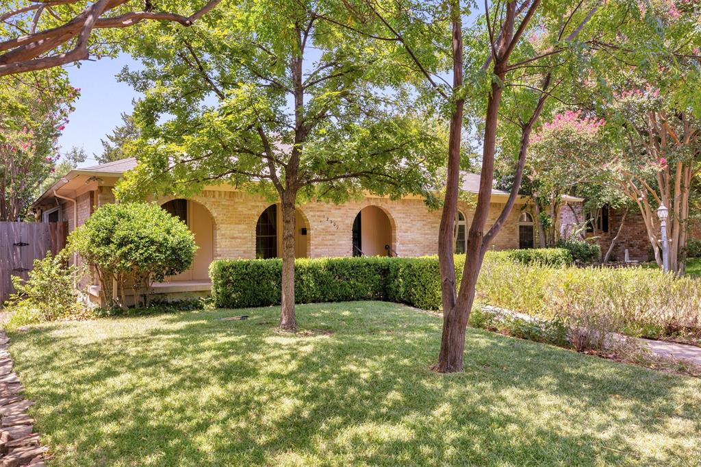 Nestled in the highly desirable Lochwood neighborhood, this spacious 4-bedroom, 2-bath home offers 2,371 square feet of opportunity and endless potential. Just minutes from White Rock Lake with convenient access to shopping, restaurants, and highways, you'll love the location as much as the possibilities.
Inside, you'll find generous living spaces, including a huge bonus room that can easily flex to fit your lifestyle. The pier-and-beam foundation provides a solid foundation for your vision, while the home's layout is ready for thoughtful updates and personal touches.
Step outside to a secluded backyard featuring an inviting swimming pool—perfect for relaxing, entertaining, or creating your own private retreat. The attached garage offers additional storage space for tools, hobbies, or seasonal items.
This estate property is being sold as is, presenting a rare opportunity to customize a home in one of East Dallas' most sought-after neighborhoods. Whether you're looking for your forever home or your next project, this property is ready for its next chapter—and yours.