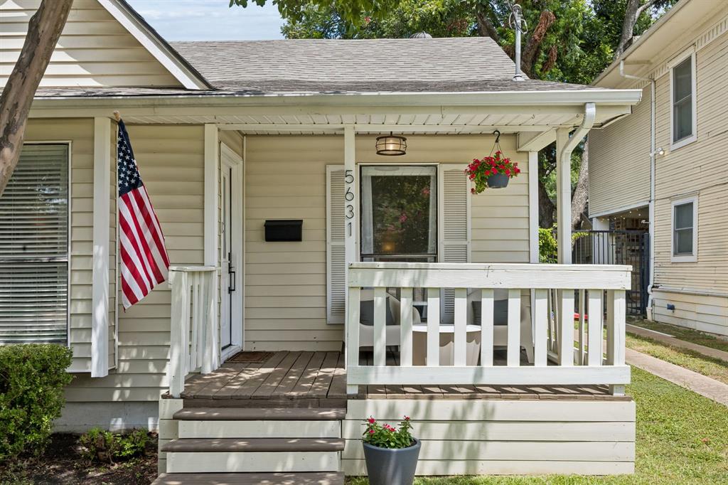 Junius Heights - Residential
