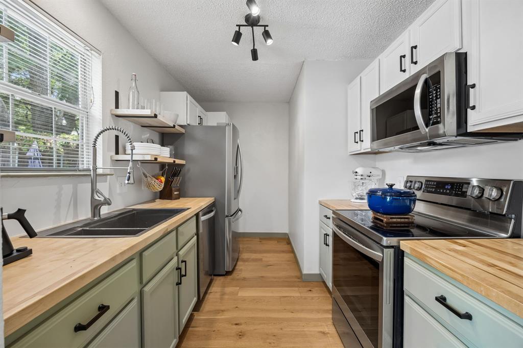 Junius Heights - Residential