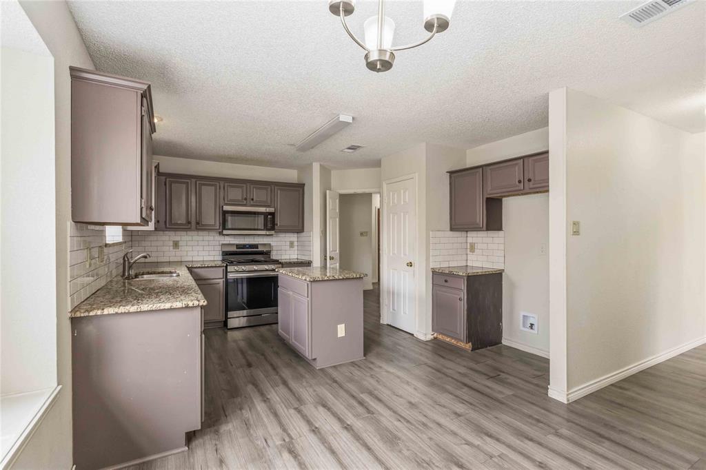 MEADOWS AT HIGH POINTE - Residential