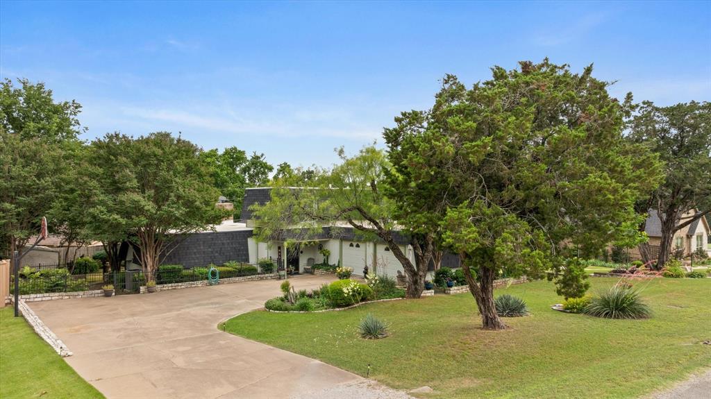 Decordova Bend Estate - Residential
