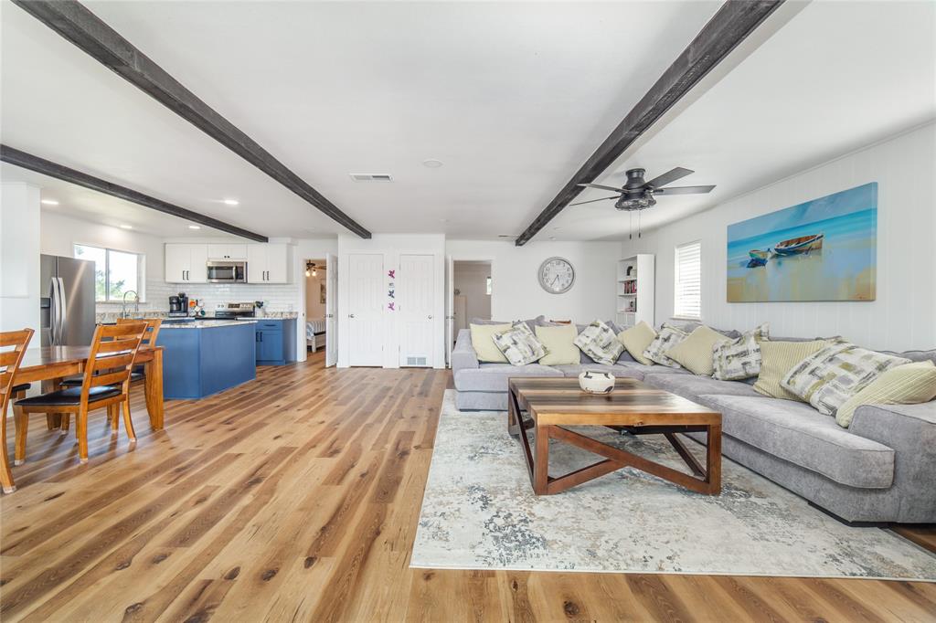Point-O-Retreat Sub - Residential