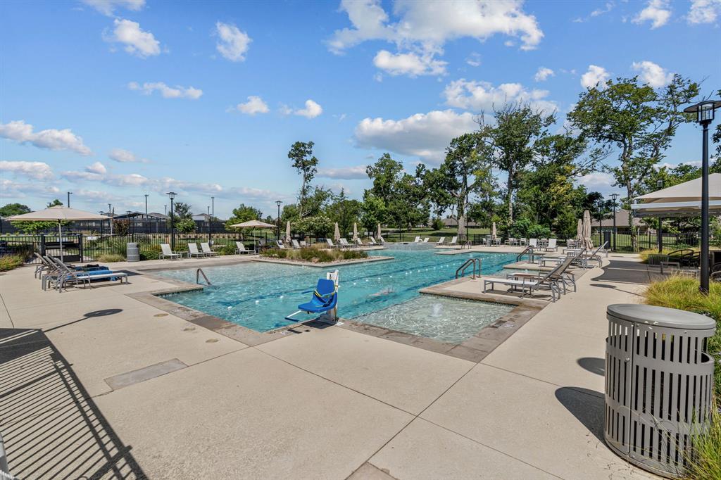 Del Webb Trinity Falls - Residential