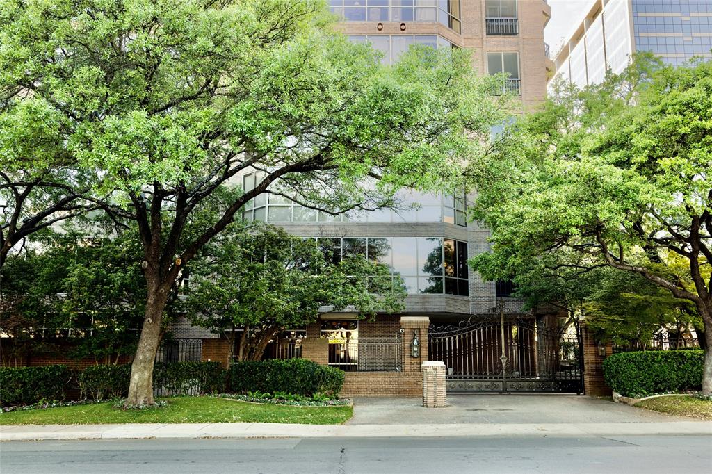 8181 Douglas Condominiums - Residential