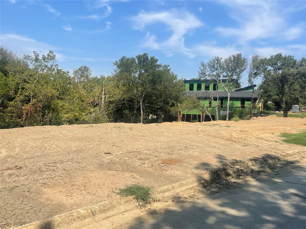 Discover the opportunity to build a home in the heart of Arlington! This 0.6887-acre residential lot offers potential in a prime location. Currently treed and ready for clearing, this blank canvas provides plenty of space for a custom residence.

The property’s location puts you just minutes from some of Arlington’s top attractions — Texas Rangers Golf Club, AT&T Stadium, Globe Life Field, Texas Live!, and Six Flags Over Texas. Enjoy easy access to major highways, shopping, dining, and entertainment while still tucked into a quiet neighborhood setting.

Don’t miss the chance to own nearly three-quarters of an acre in one of Arlington’s most dynamic areas.