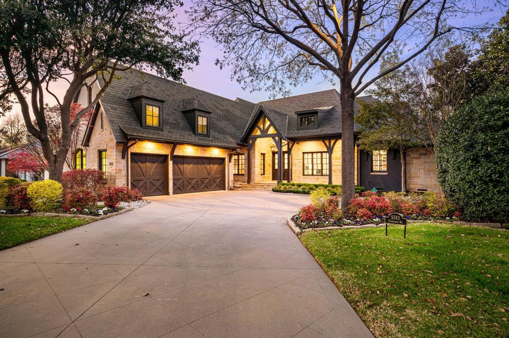 Surrey Square Rev - Residential
