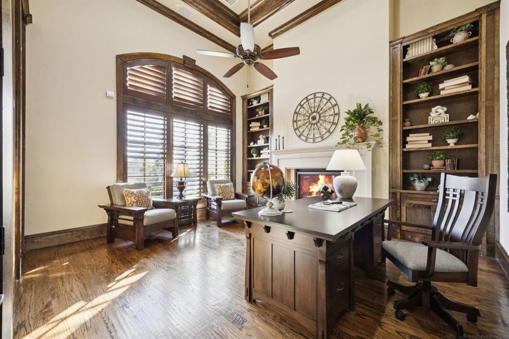 Roberts Cut Off - Residential