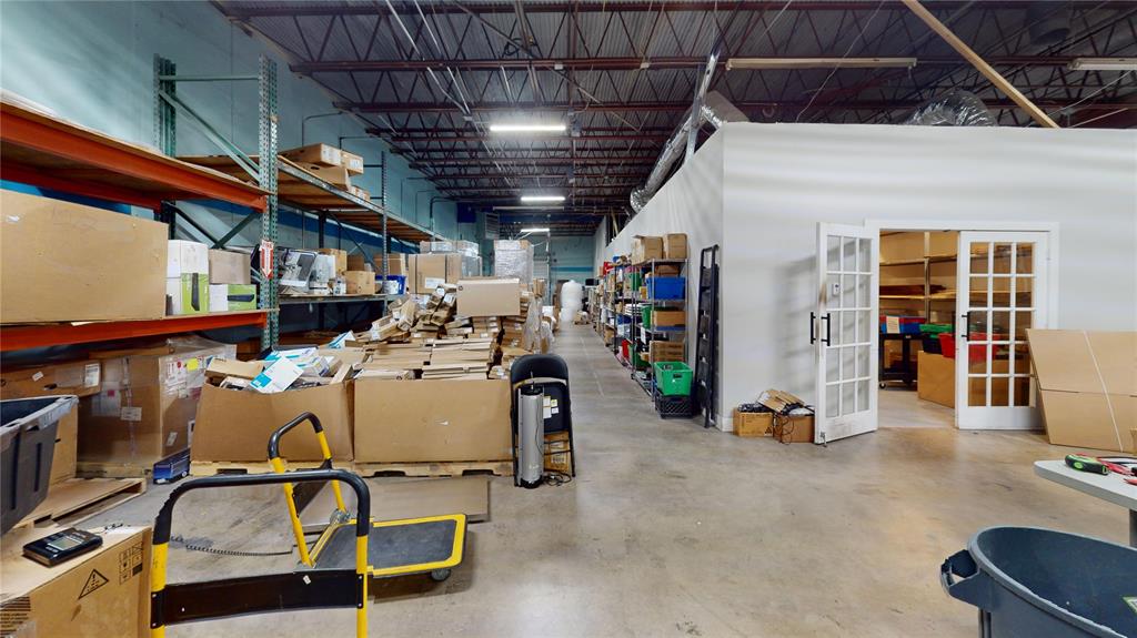 Manana Ind Dist 3 - Commercial Sale