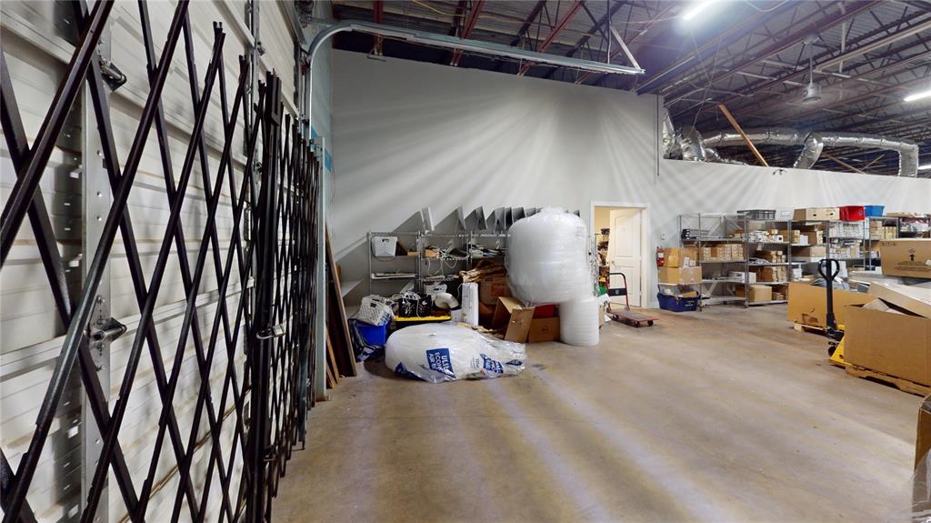 Manana Ind Dist 3 - Commercial Sale