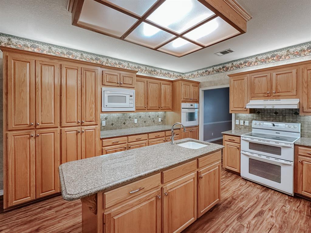 Hidden Oaks II - Residential