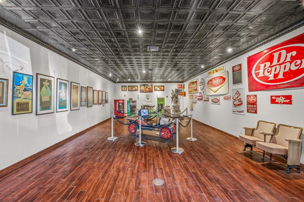 Bishop 1st Add - Commercial Sale
