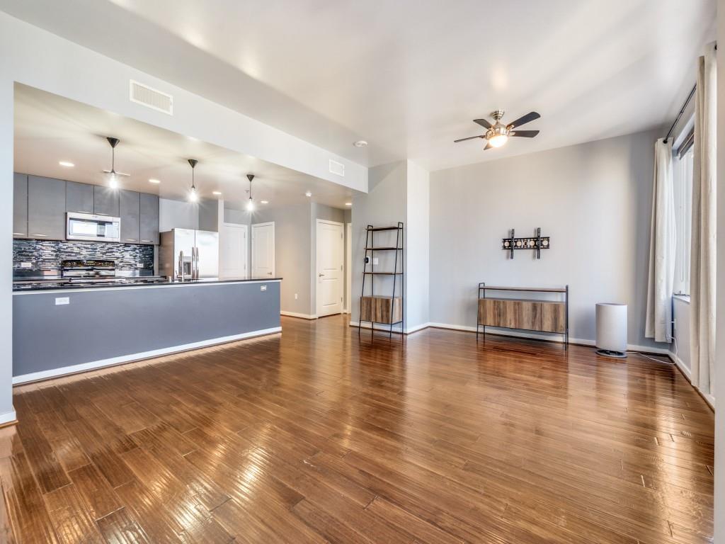 Metropolitan 1200 Main St Condo - Residential
