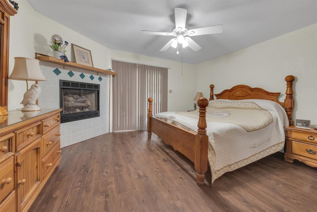 Pelican Bay - Residential