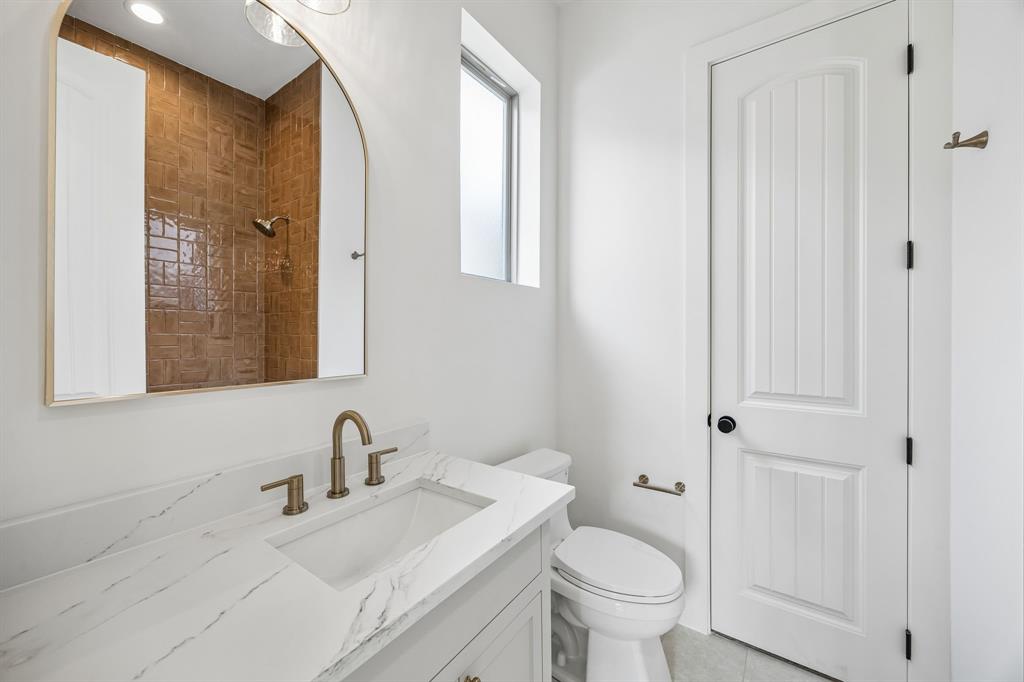 MOUNT AUBURN - Residential
