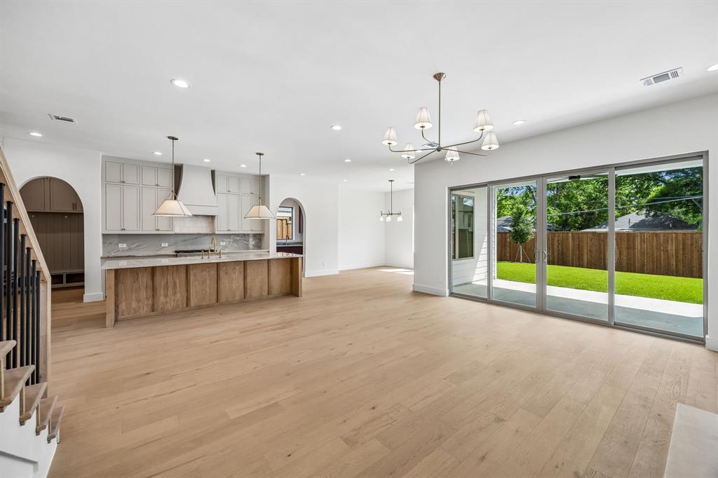 MOUNT AUBURN - Residential