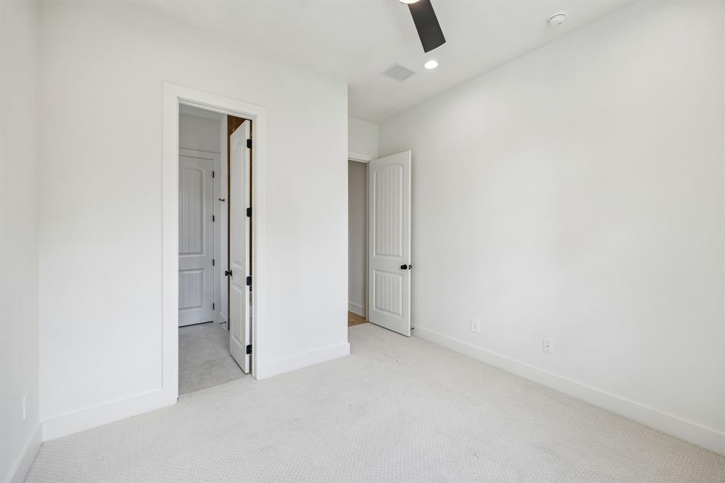 MOUNT AUBURN - Residential