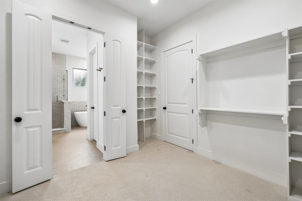 MOUNT AUBURN - Residential