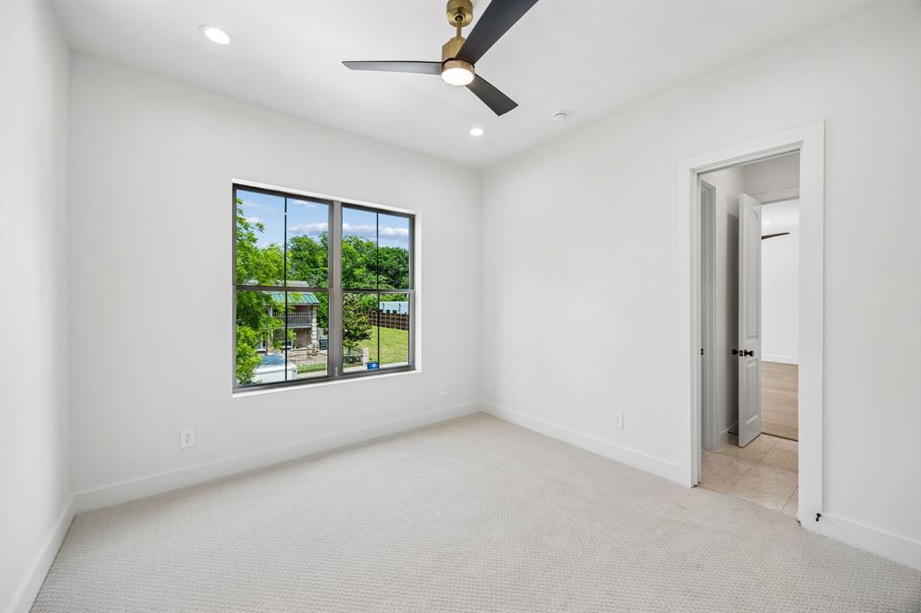 MOUNT AUBURN - Residential