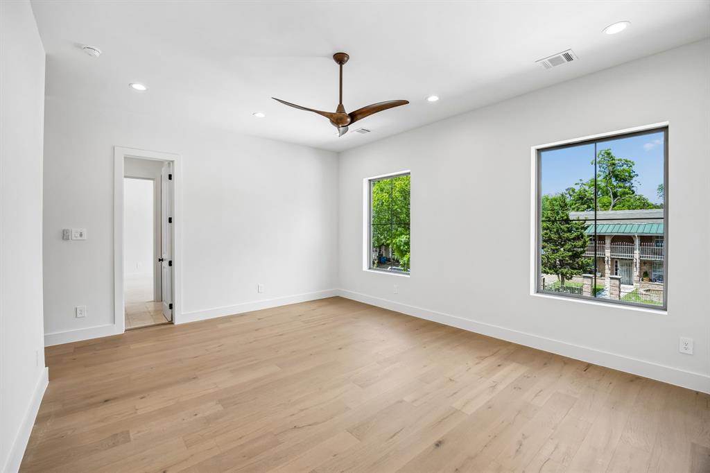 MOUNT AUBURN - Residential