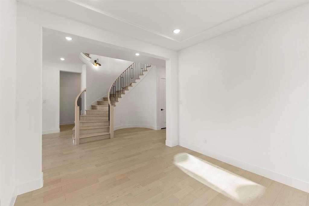 Mosaic - Residential