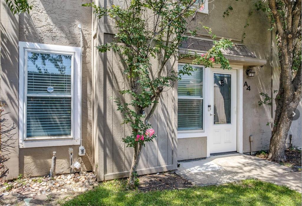 You will love the ease of relaxing and entertaining with your private uncovered courtyard.  Entry level Large living room with fireplace, Updated kitchen with granite and backsplash, stainless appliances, spacious dining room and powder room half bath. Two primary bedrooms secluded upstairs for privacy.

Richardson ISD, with easy access to DFW Metroplex.