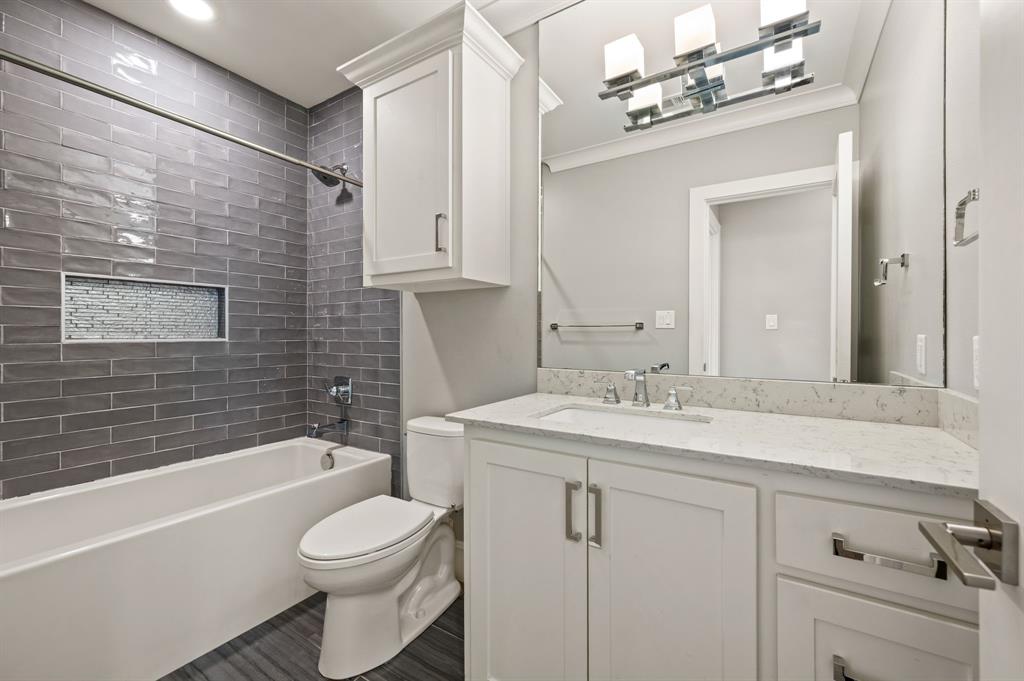 4144 Druid Lane Condos - Residential