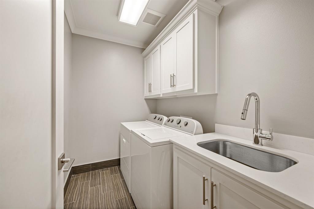 4144 Druid Lane Condos - Residential